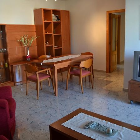 Octavios Apartment Дения Екстериор снимка