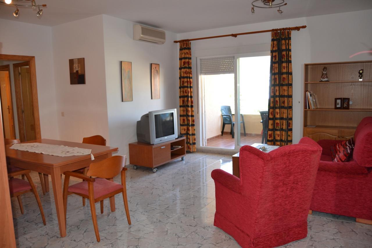 Octavios Apartment Дения Екстериор снимка