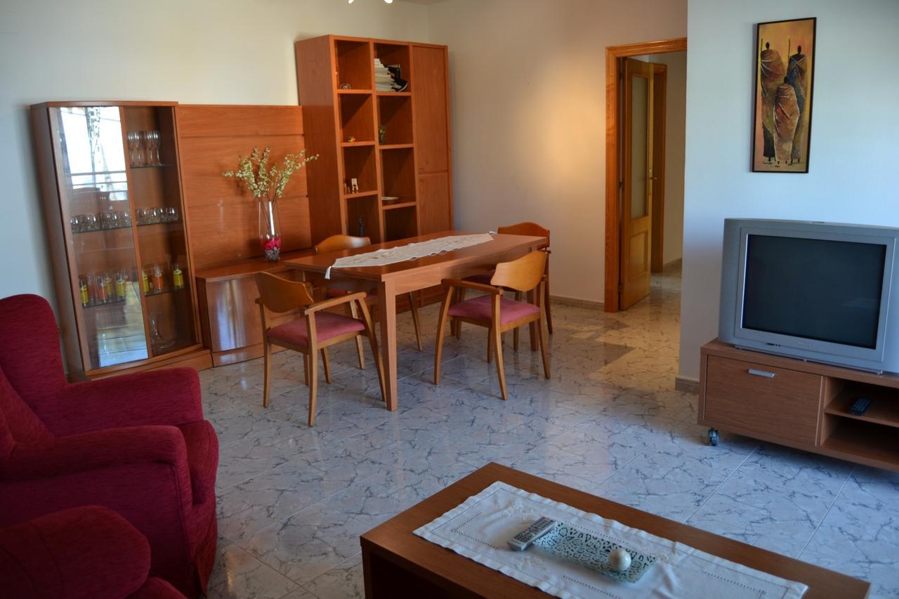 Octavios Apartment Дения Екстериор снимка